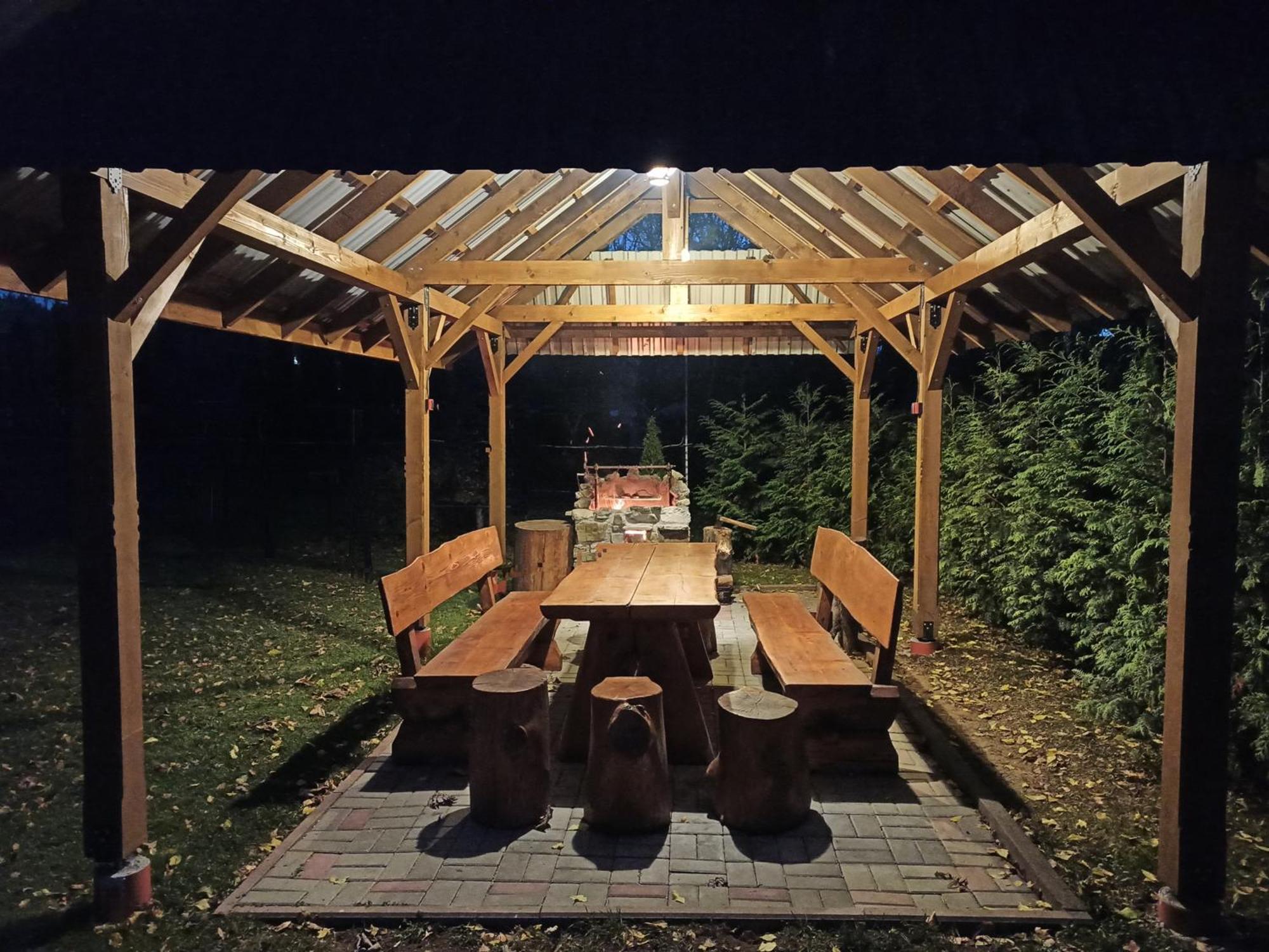 Brzoskwiniowy Dom Apartment Banska Nizna Luaran gambar